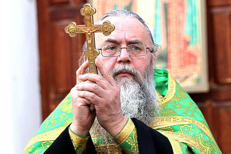БОЖЬЕМУ ВЕЛЕНИЮ ВНЕМЛЯ