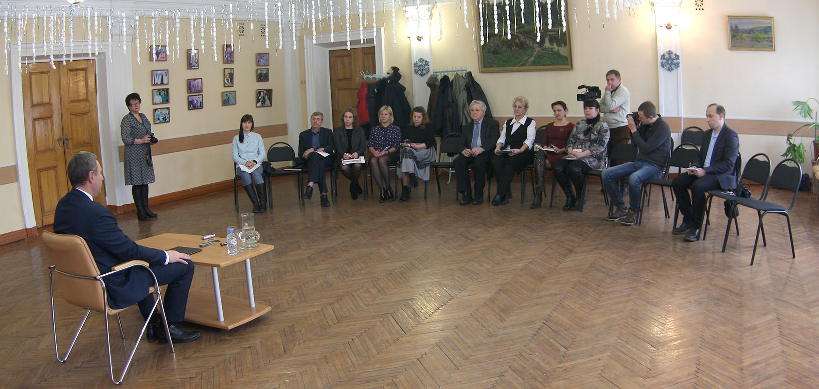 Социальная цена общих усилий районной, городской и сельской власти, направлена на улучшение жизни людиновцев, - подчеркнул на пресс-конференции глава администрации Даниил Аганичев
